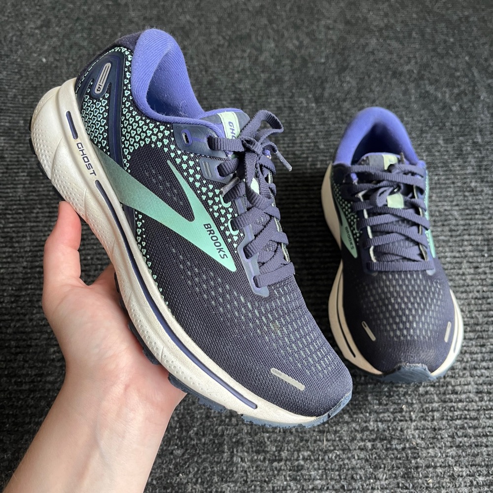 Brooks Ghost 14‎ Running Shoes Womens Size 8 Navy Blue Yucca Sneakers athletic